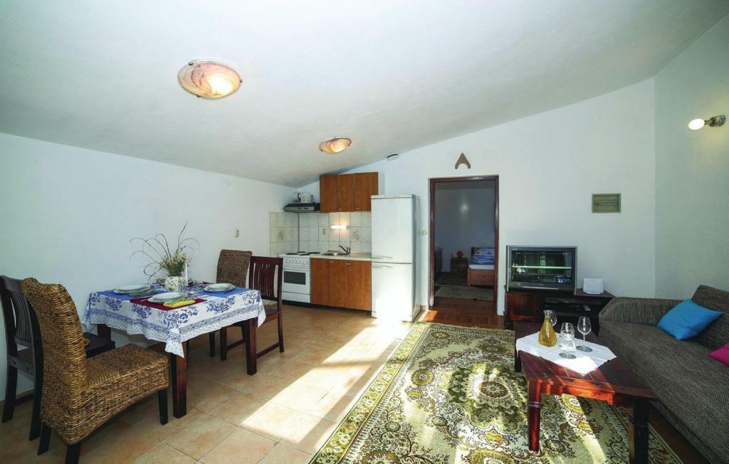 Apartment Ivan Каштела Экстерьер фото